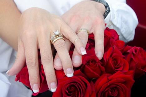 Orădenii îşi pot programa căsătoria online pe siteul municipalităţii şi în 2013